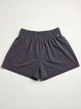 VUORI Villa Short, WOMEN'S MEDIUM